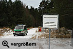 Vor dem Schlagbaum Polizei